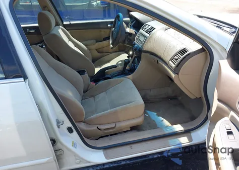 2005 Honda Accord 2.4 Lx from USA, damaged, VIN 1HGCM56485A194000